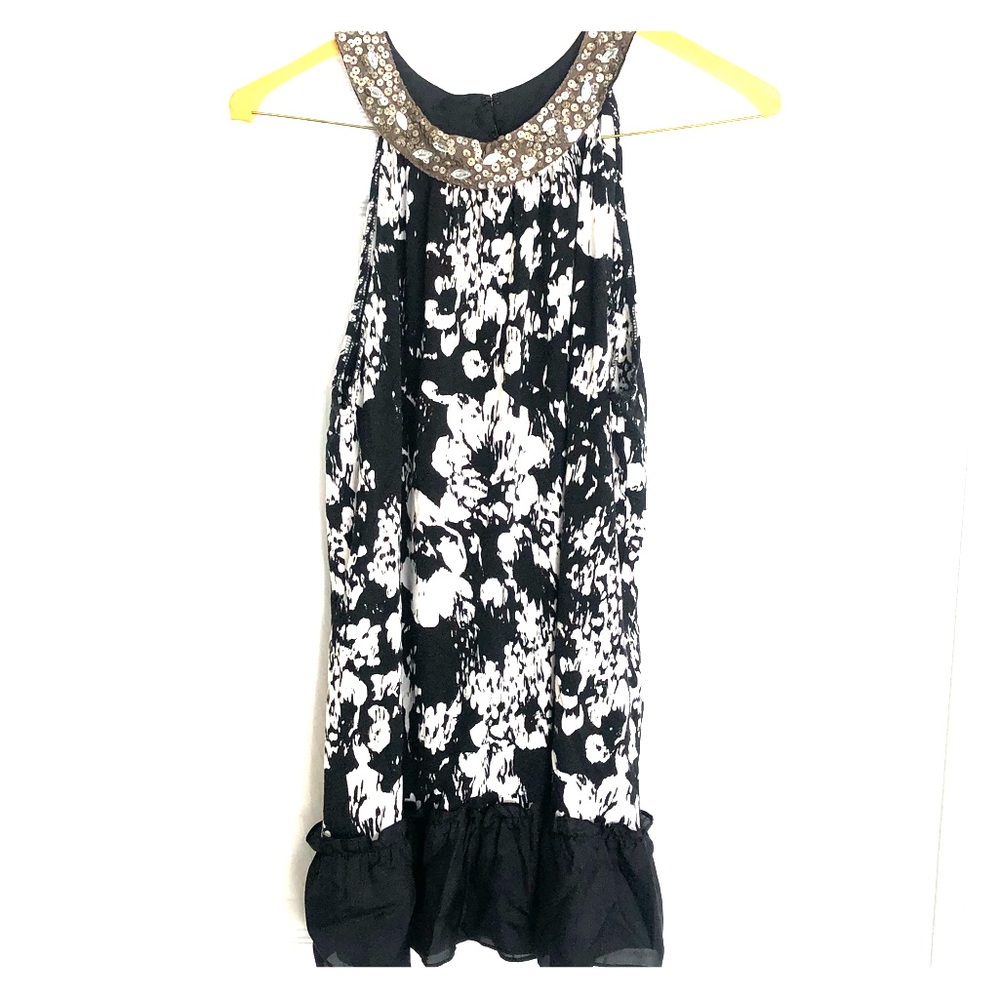Anthropologie Velvet bejeweled tank, size Large